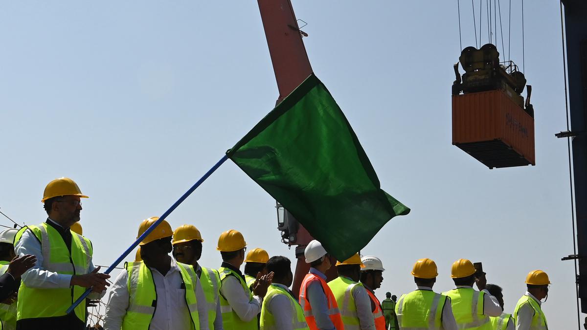 New container feeder ship service launched between Chennai and Puducherry ports