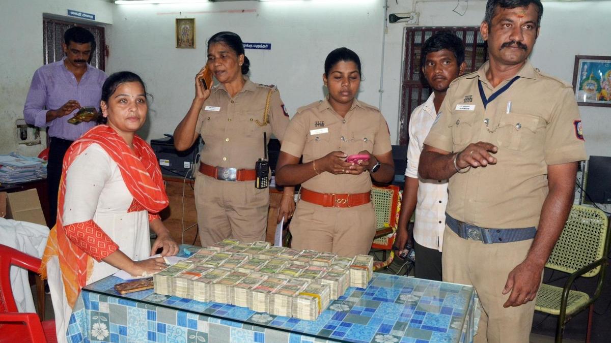 FST seizes around ₹65 lakh at Srivaikuntam congress candidate’s residence