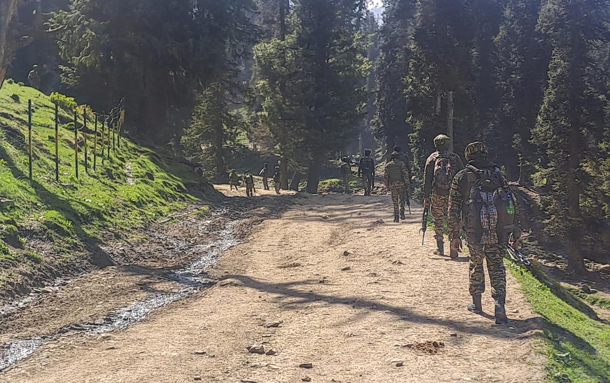 Anantnag: Security personnel during a search operation at Baisaran area of Pahalgam to nab attackers of the Pahalgam terror attack, in Anantnag district, Jammu and Kashmir, Wednesday, April 23, 2025. (PTI Photo) (PTI04_23_2025_000081B) Anantnag: Security personnel during a search operation at Baisaran area of Pahalgam to nab attackers of the Pahalgam terror attack, in Anantnag district, Jammu and Kashmir, Wednesday, April 23, 2025. (PTI Photo) (PTI04_23_2025_000081B)