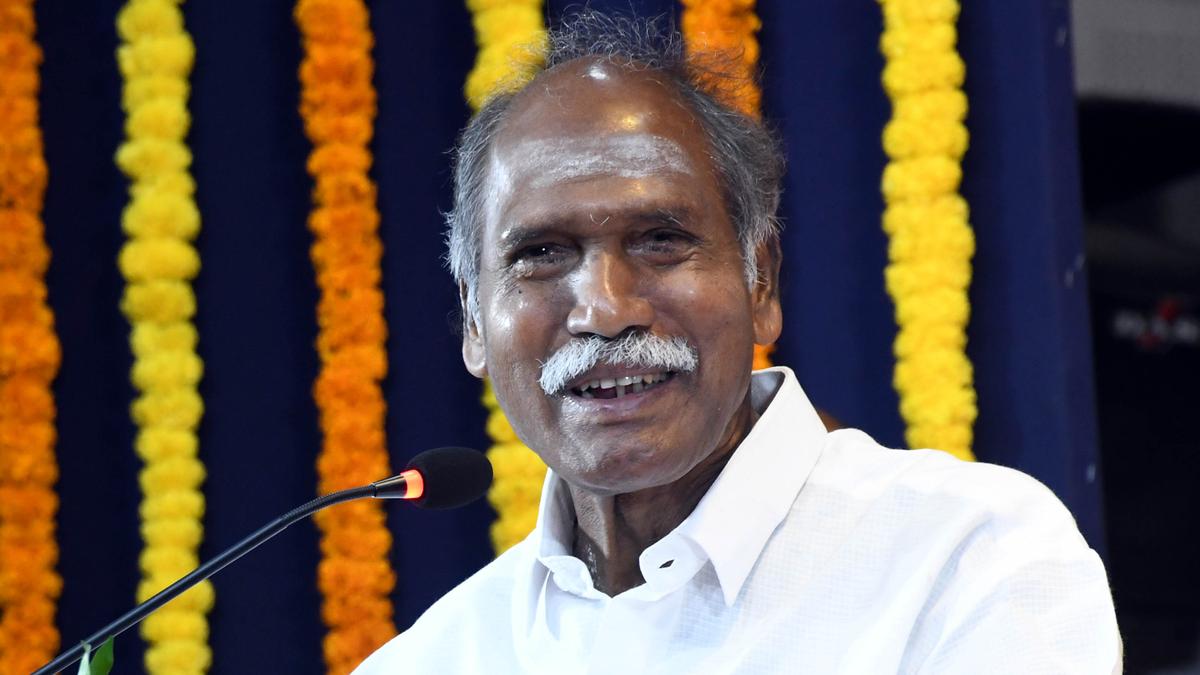 Puducherry CM Rangasamy writes to External Affairs Minister over arrest of fishermen by Sri Lankan Navy