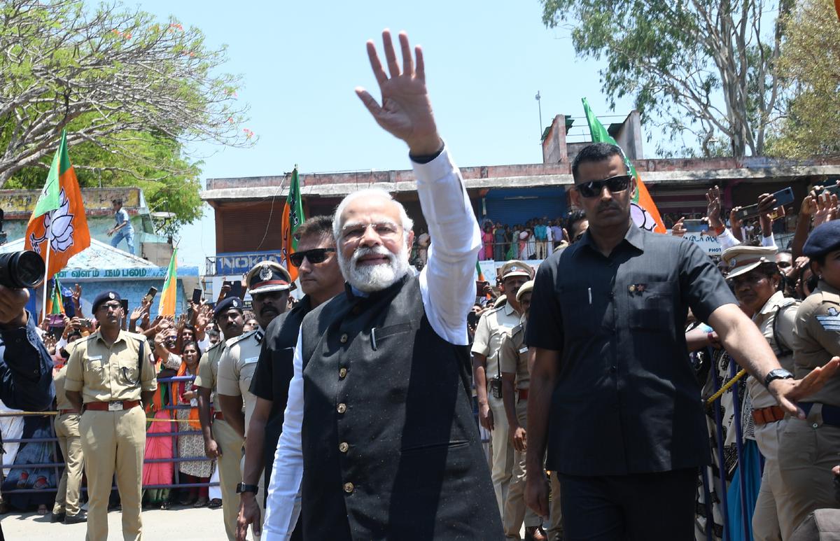 After his interaction with Bomman and Bellie, the tribal couple who were featured in the Oscars-winning documentary ‘The Elephant Whisperers’, at Theppakadu Elephant Camp in Mudumalai Tiger Reserve, Nilgiris, Prime Minister Narendra Modi reached Masinagudi where he waved at people on April 9, 2023 before leaving for Karnataka by helicopter.