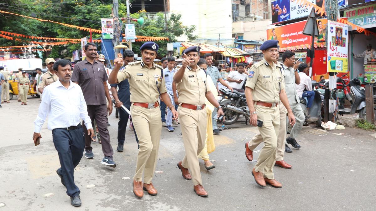 Around 30,000 police personnel to ensure smooth Ganesh immersion in Hyderabad