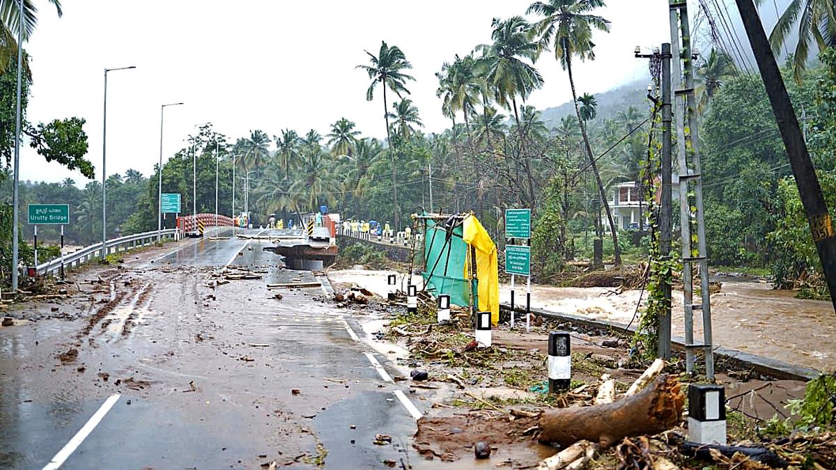 Kerala landslides: Restoration of connectivity still a challenge at Vilangad in Kozhikode