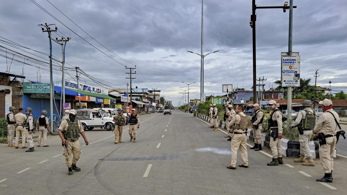 Two killed in fresh violence in Manipur 