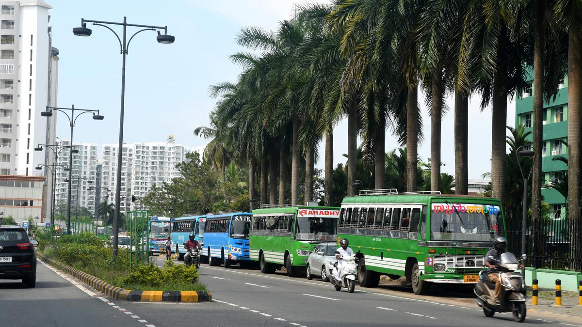 Kochi: Goshree islanders call introduction of KSRTC services to city a bluff
