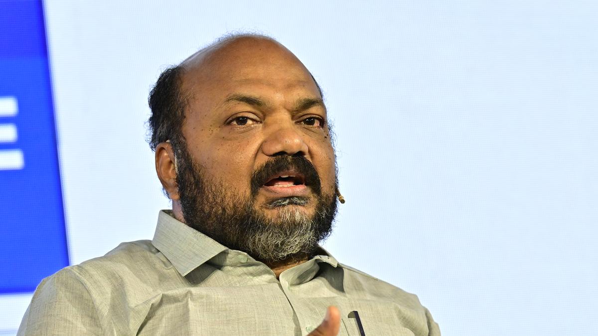 Kerala govt to clear two months’ pending wages for handloom workers: Minister P. Rajeeve