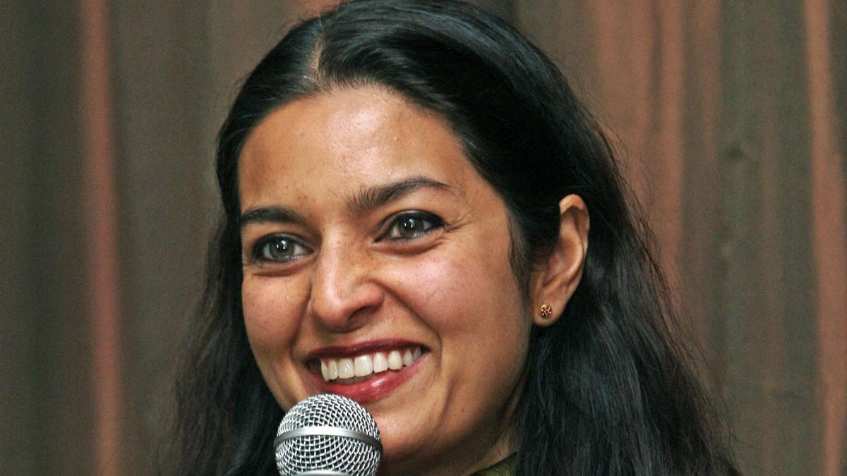 Pulitzer winner Jhumpa Lahiri declines award over New York museum’s keffiyeh ban