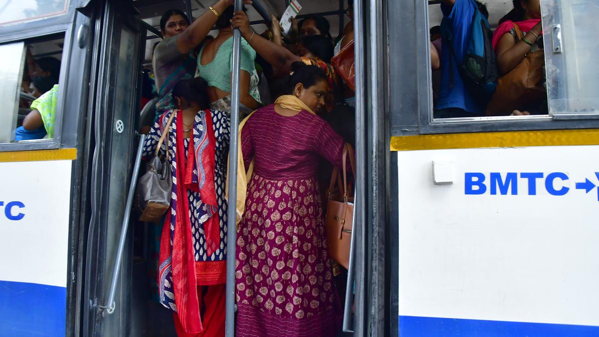 Woman arrested for stealing valuables in crowded Bengaluru buses