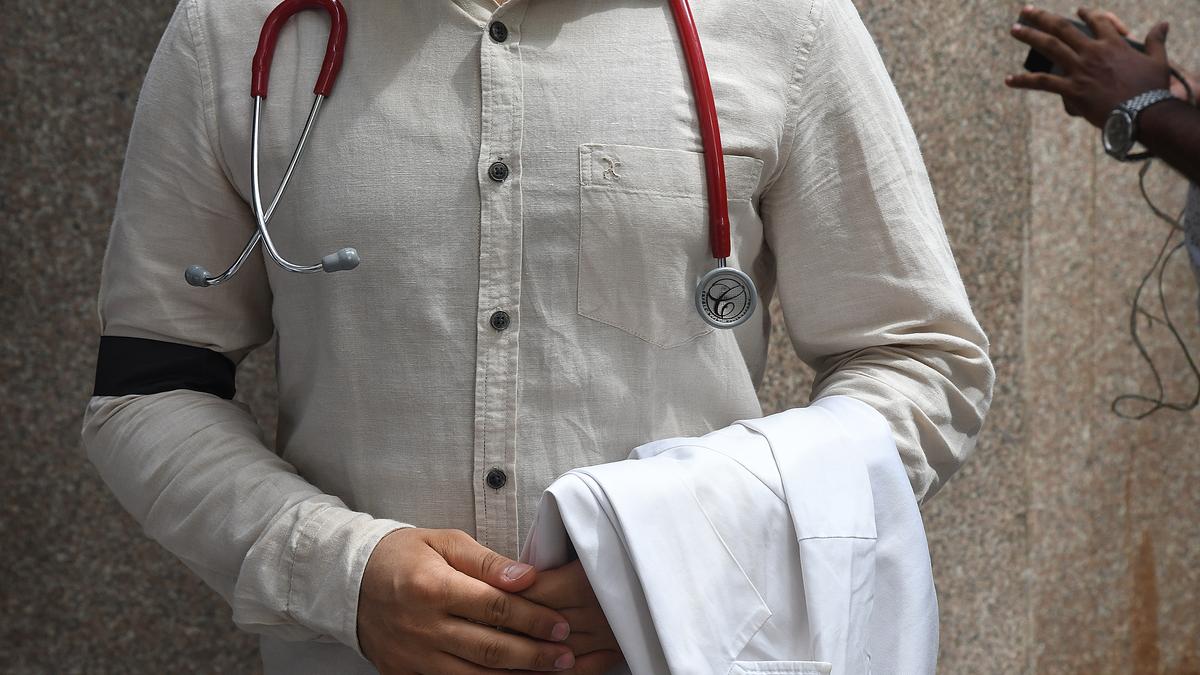 Maharashtra doctors go on 1-day strike against government nod to registration of homeopaths