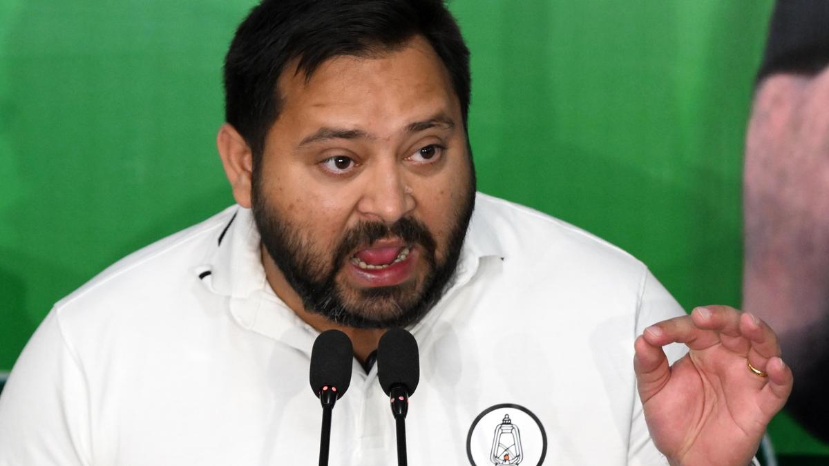 Lalu calls RJD Parliamentary board meeting on March 1 amid Tejashwi's RS poll contest speculations