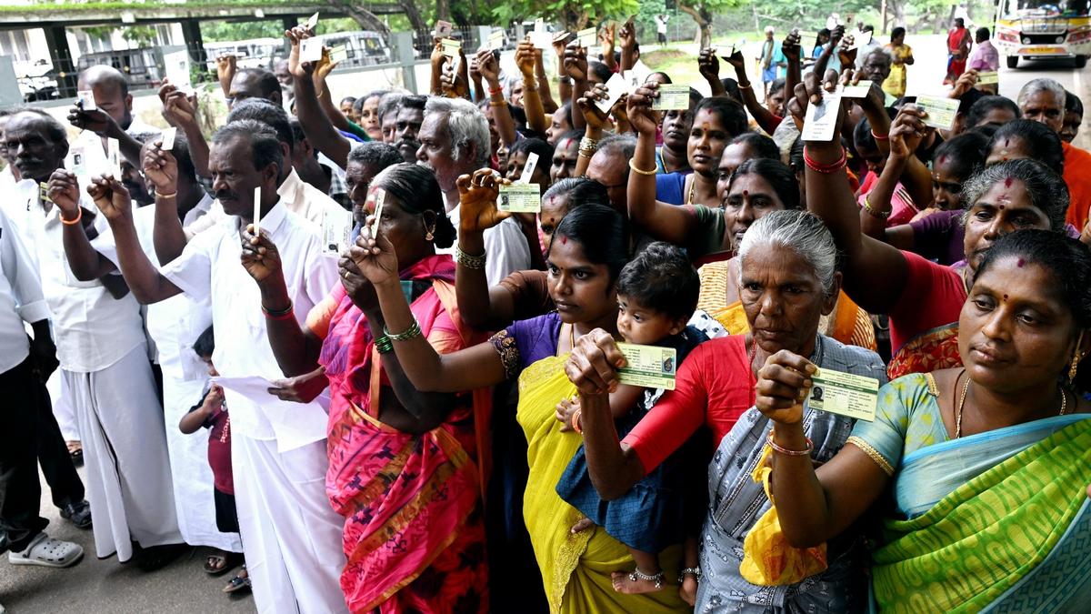 S. Andakudi villagers ask for community centre in their village