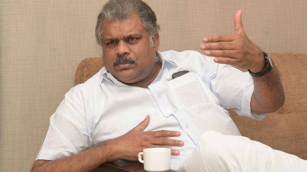 TMC demands inclusion of sugar cane in Pongal gift hamper