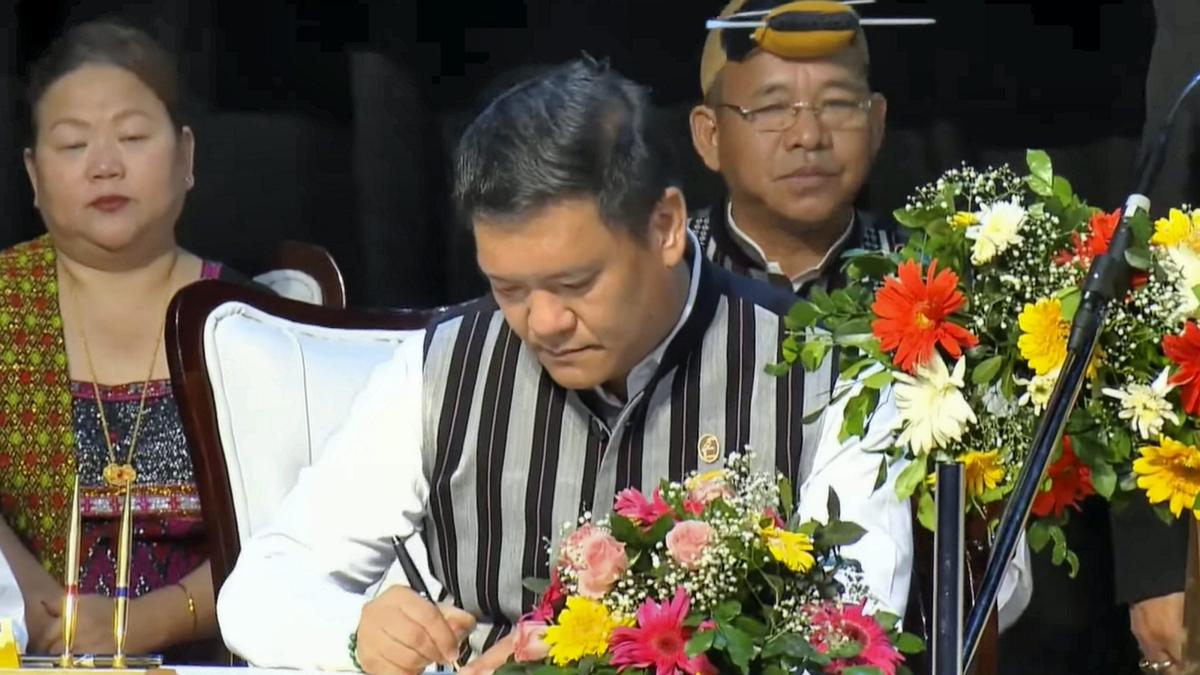 Arunachal Pradesh CM swearing-in LIVE updates: Pema Khandu takes oath as Chief Minister