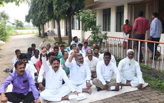 Show cause notice to Karnataka executive engineer for delay in preparing  project estimate - The Hindu