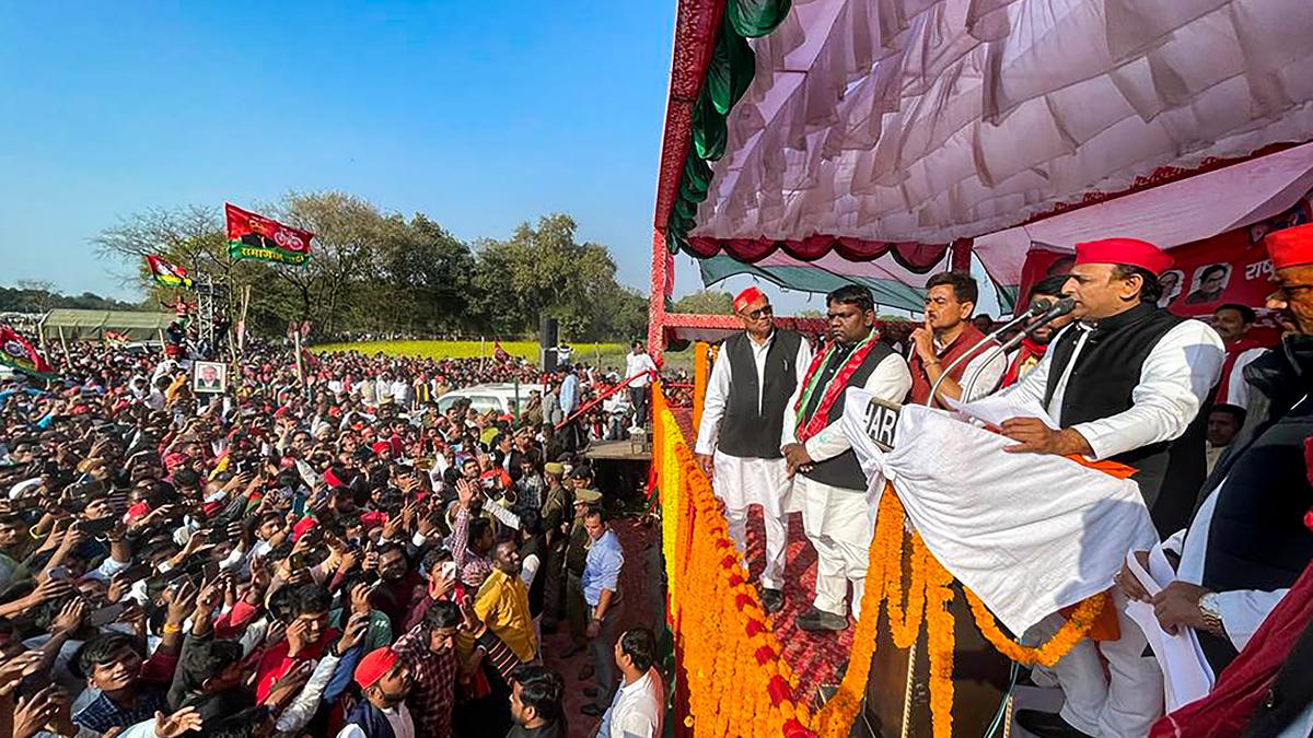 No guarantee with whom the BSP may ally: Akhilesh