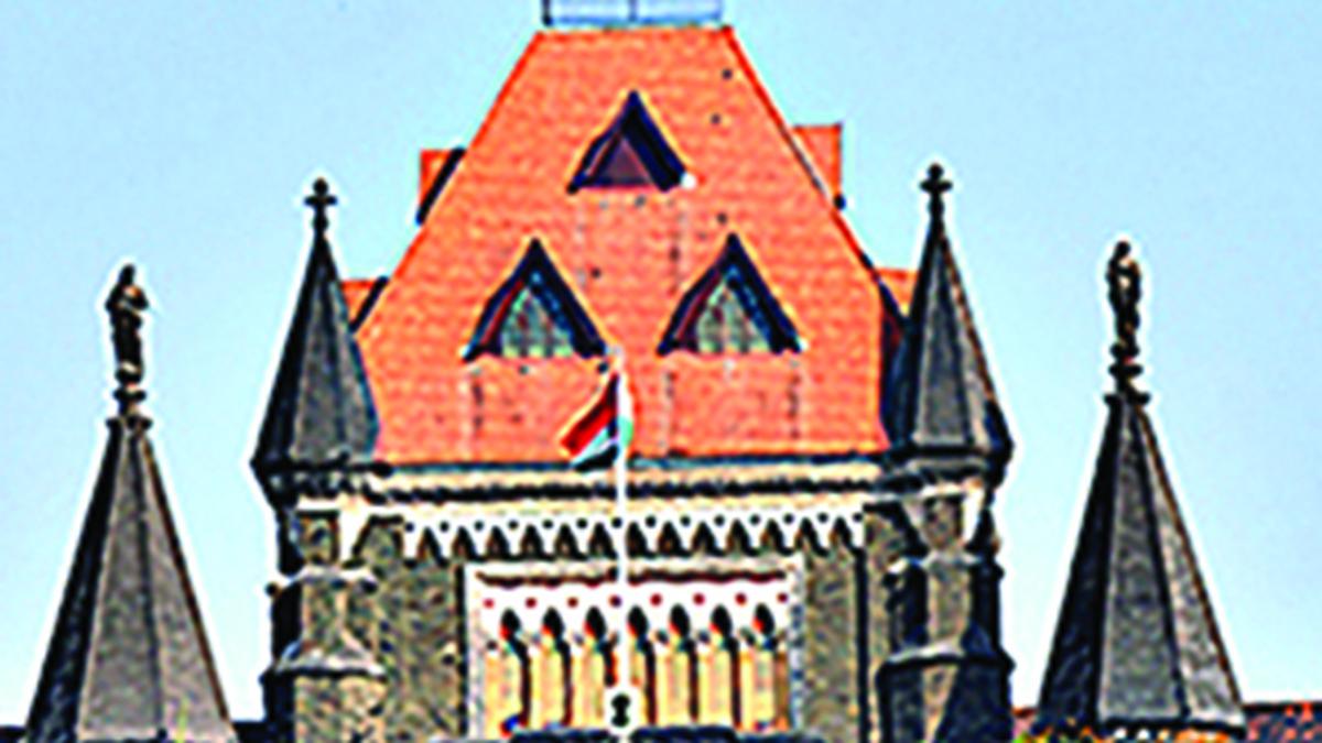 Bombay HC rejects applications on Centre’s Fact-Check Unit under latest IT Rules