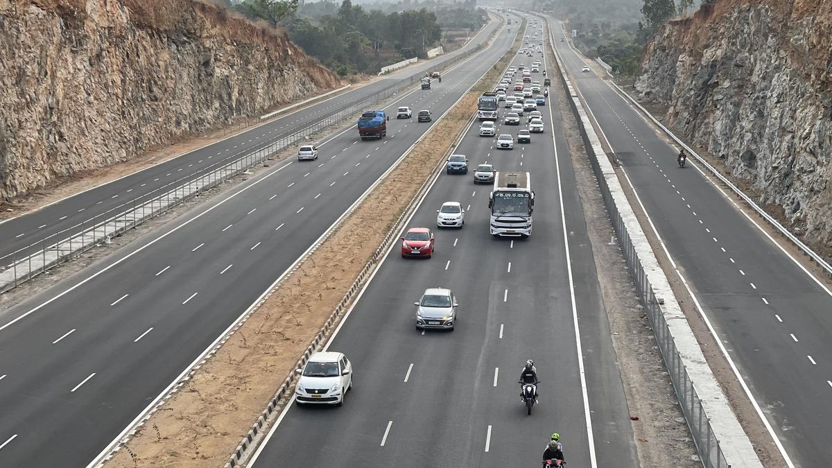 Experts, motorists welcome decision to ban two-wheelers and autos on Bengaluru-Mysuru Expressway