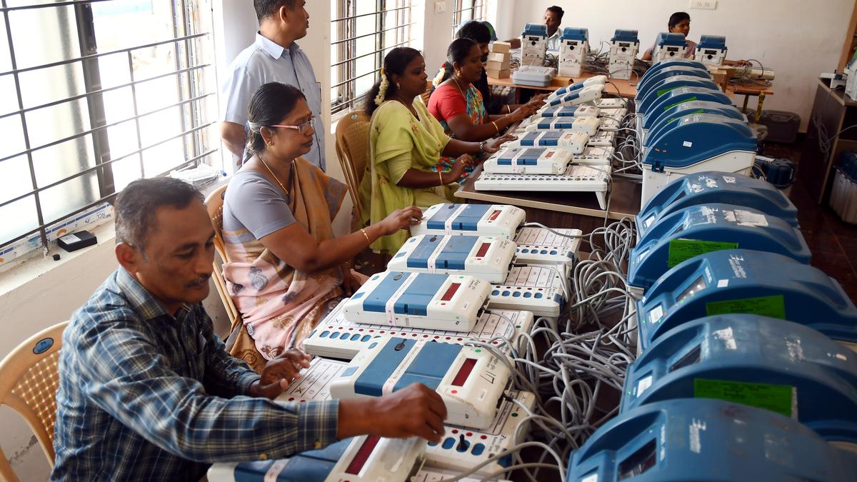Mock polling held on EVMs after first-level checking in Dindigul
