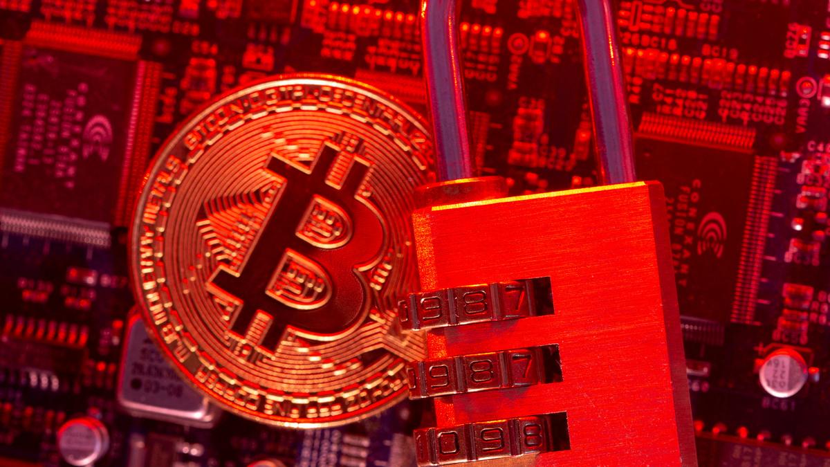 Bitcoin rises to new record high, eclipses January top