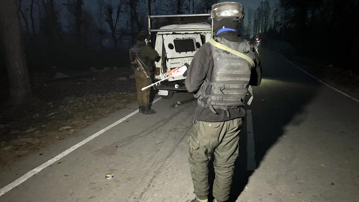 Anti-terror operation in Jammu & Kashmir's Kulgam enters second day