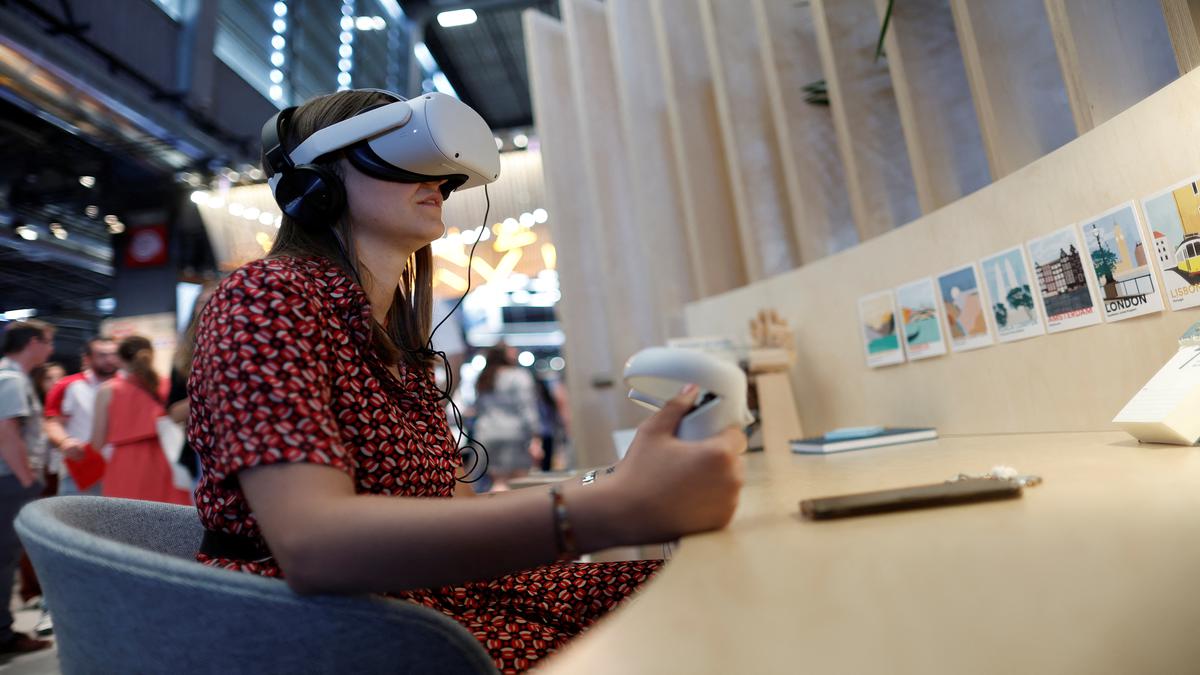 Mark Zuckerberg dit que le prix du casque de réalité virtuelle va baisser