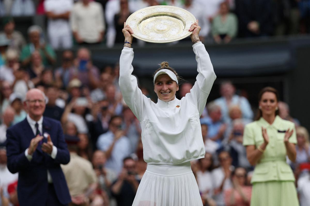 Wimbledon 2023 final Highlights: Vondrousova beats Jabeur 6-4, 6-4 to lift  maiden Grand Slam title, creates history