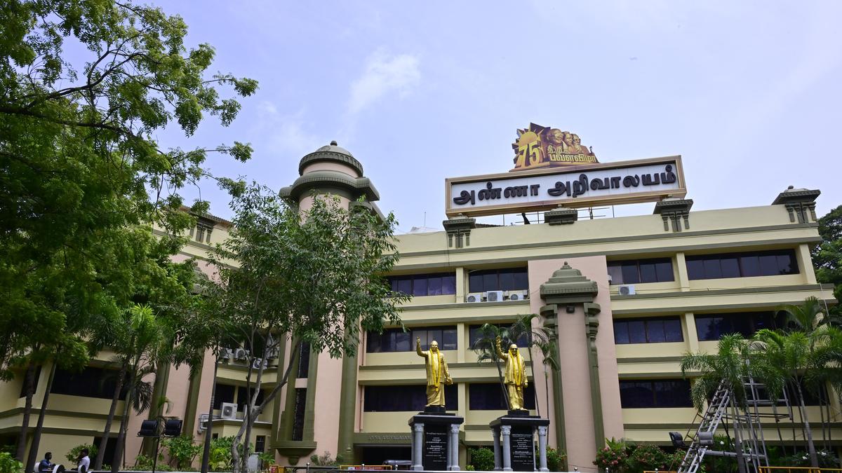 DMK moves Supreme Court against SIR, says it is de facto NRC