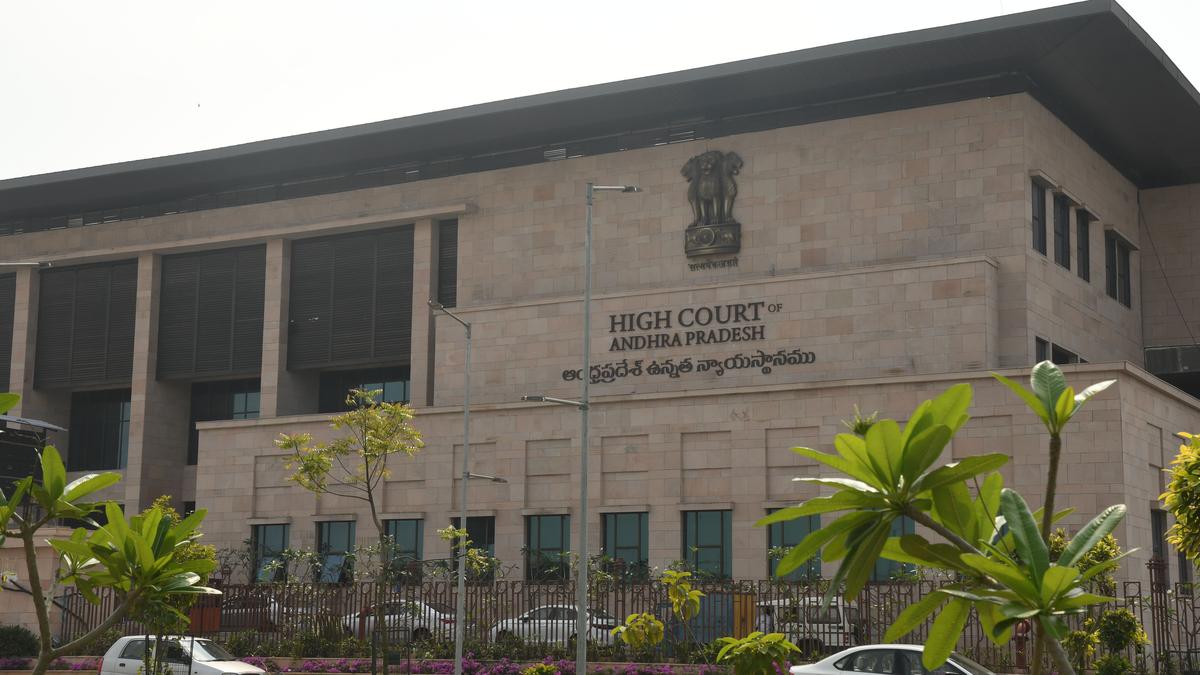 State Commissioner of Food Safety has no power to impose ban on manufacture and sale of gutka and pan masala: AP High Court