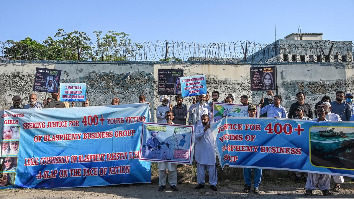 Pakistan court orders probe into online blasphemy spike