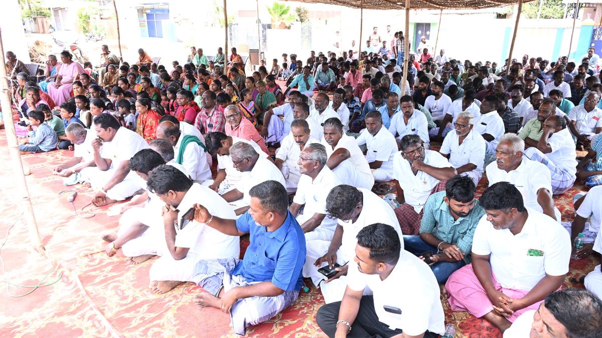 Rameswaram fishermen withdraw stir, resume fishing in the Palk Bay
