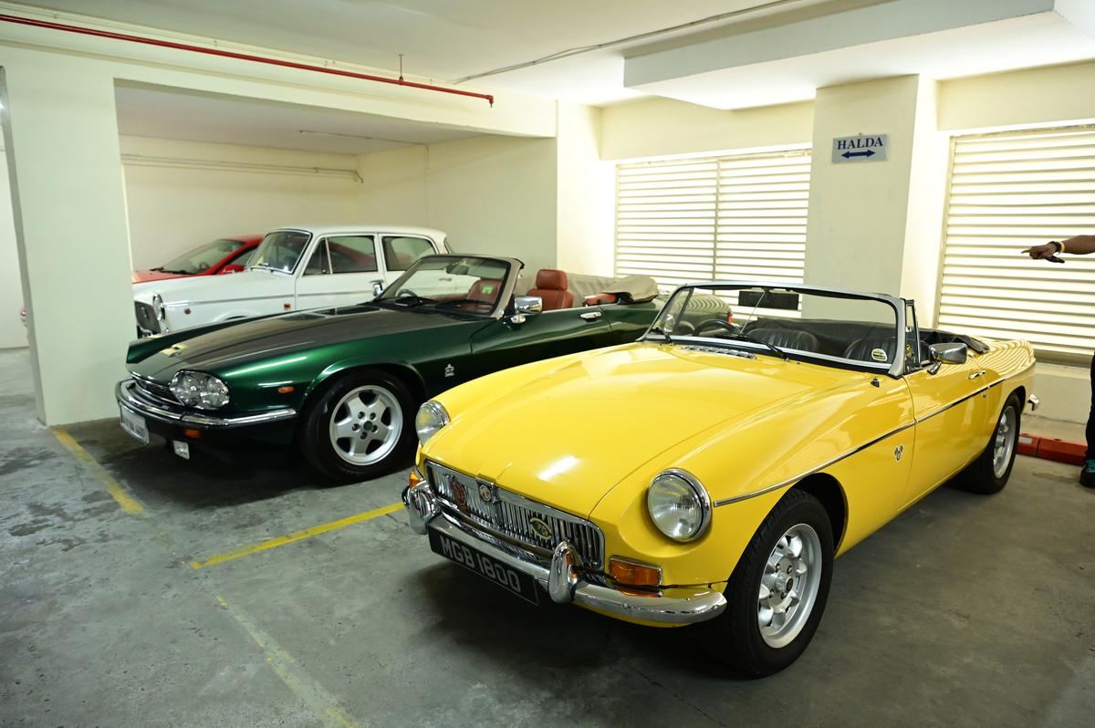 Vintage and classic car display at Hotel Turyaa in May 2024