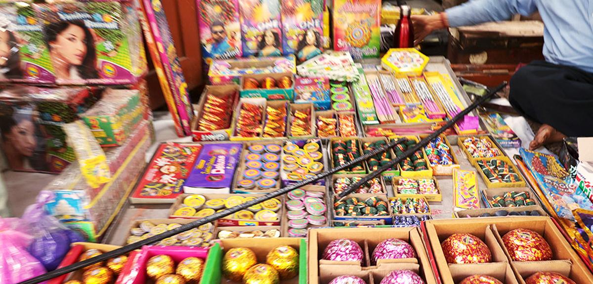 Gujarat BJP targets Kejriwal over cracker ban in Delhi, dubs such people 'anti-religious'