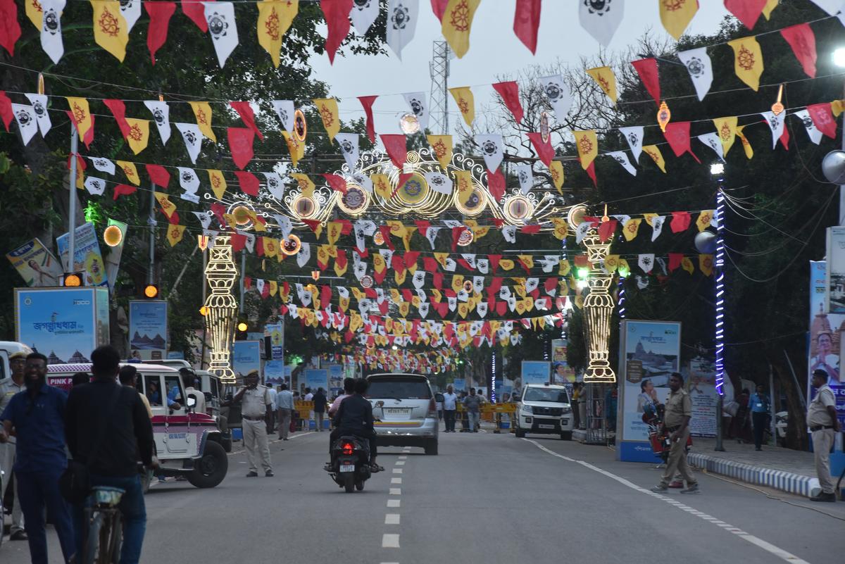 The road to the temple is decorated with colorful flags. Digha decoration on the eve of Jagannath Temple.