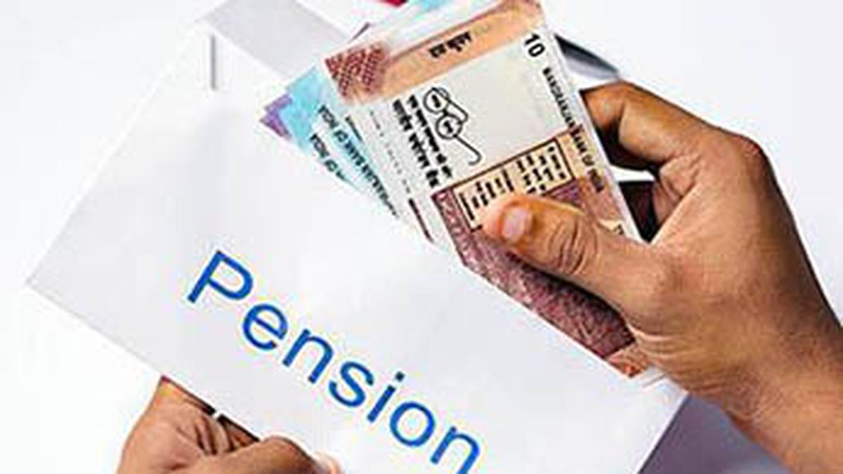 Karnataka: Employees under National Pension Scheme plan to raise political heat in election year