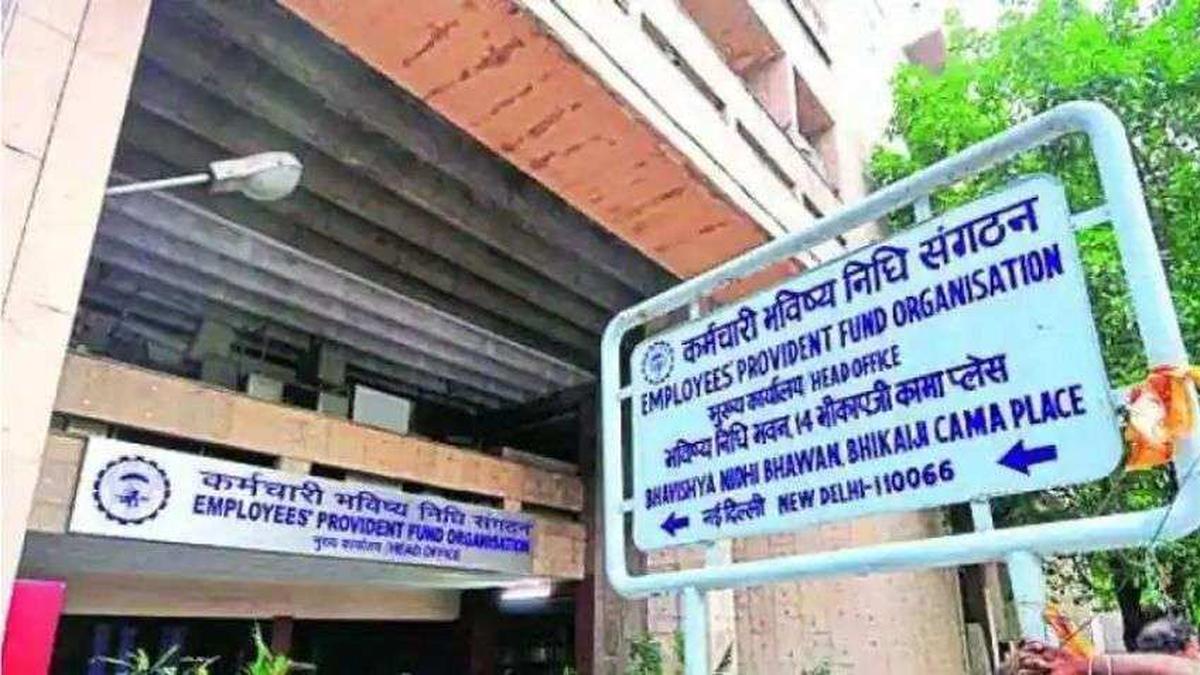 Higher EPF Scheme | Extend deadline, simplify application process, employers tell EPFO