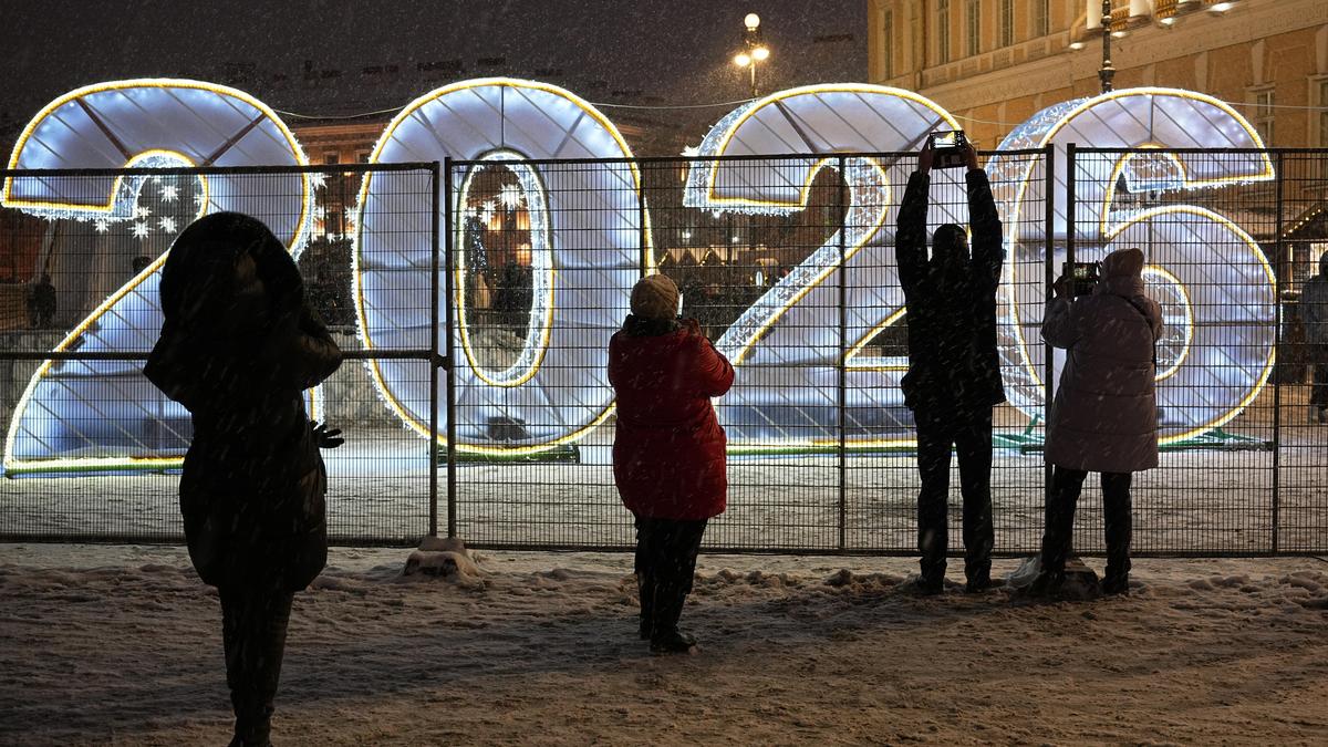 New Year's Eve LIVE: Celebrations begin as Kiribati rings in 2026