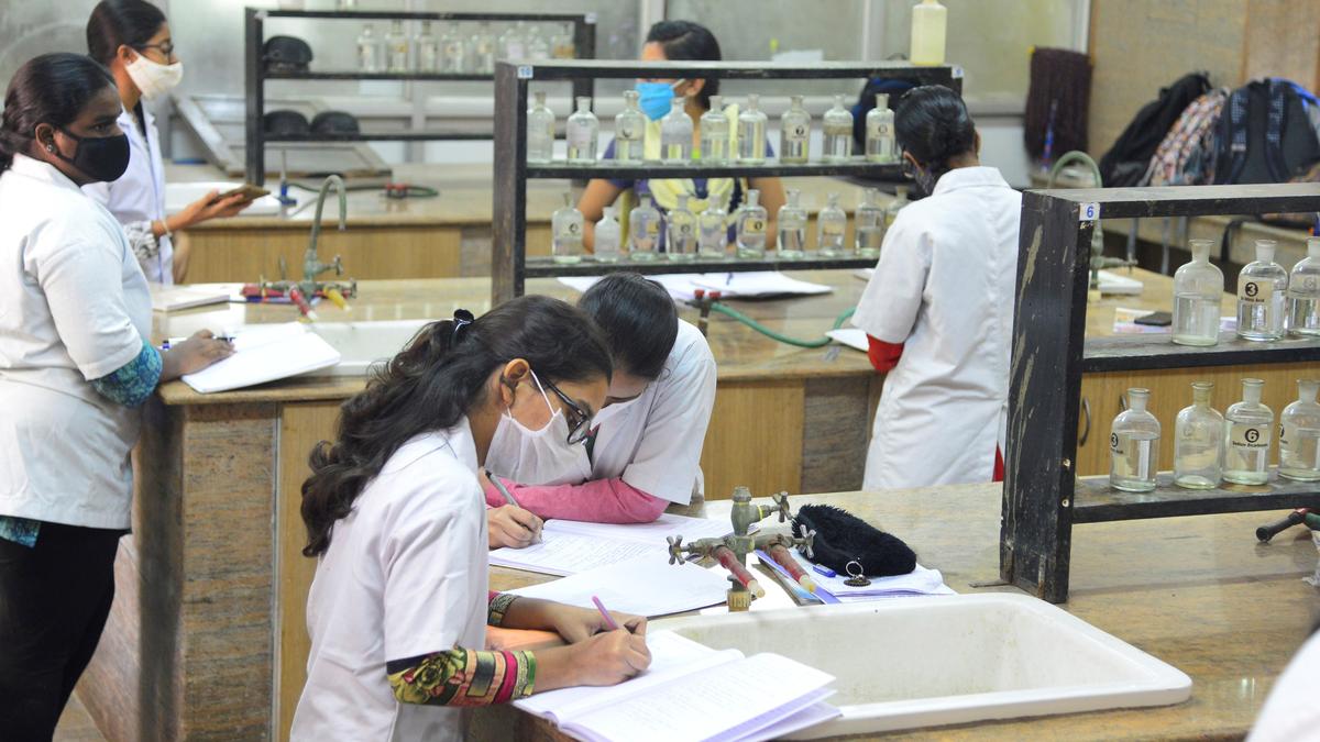 2,800 medical, dental seats under management quota vacant The Hindu