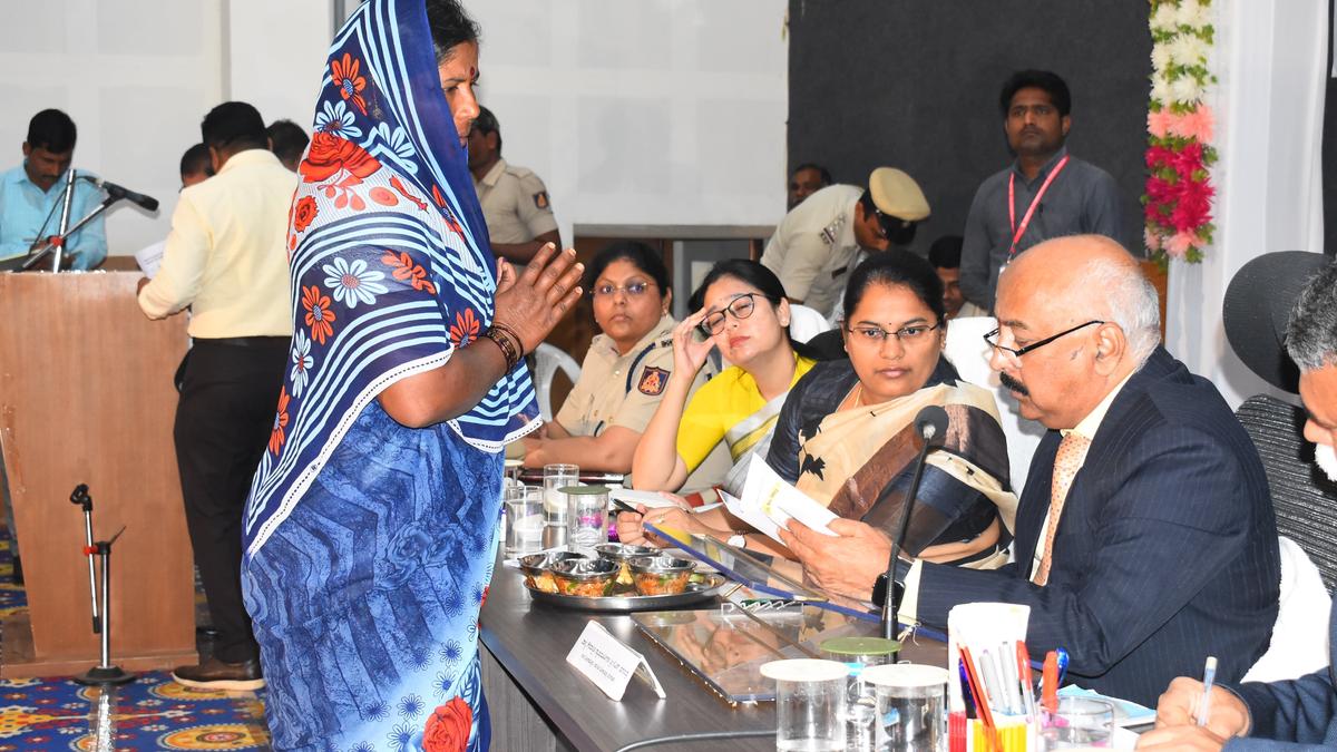 Uplokayukta advises government officials to attend to public grievances on time