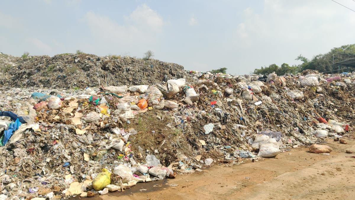 Accumulated waste at Animoor dump yard in Tiruchengode to be biomined