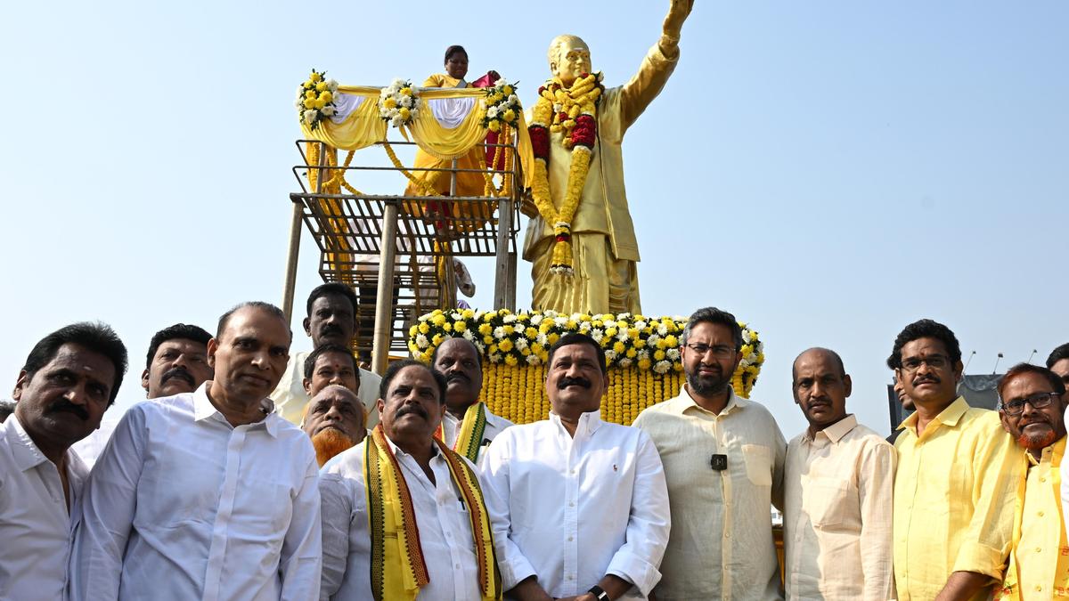 TDP leaders pay tributes to party founder, former CM N.T. Rama Rao