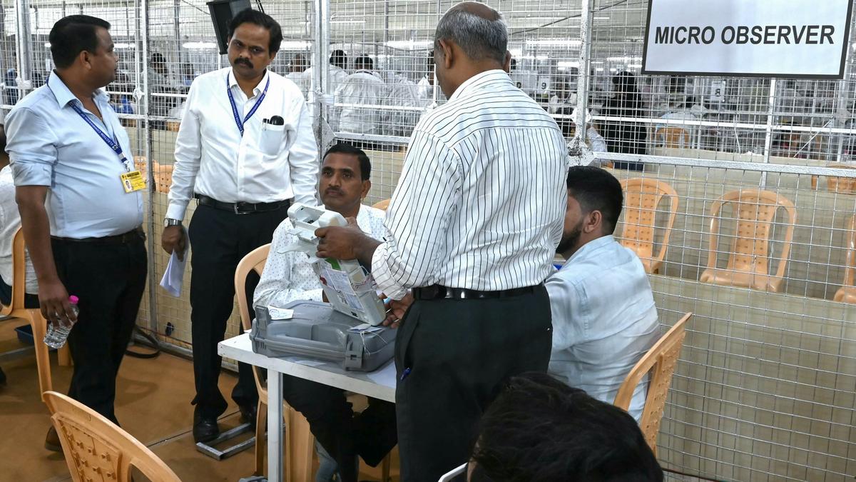 Officer forgets key to strong room at home, leads to delay in counting of votes in Vijayapura in north Karnataka