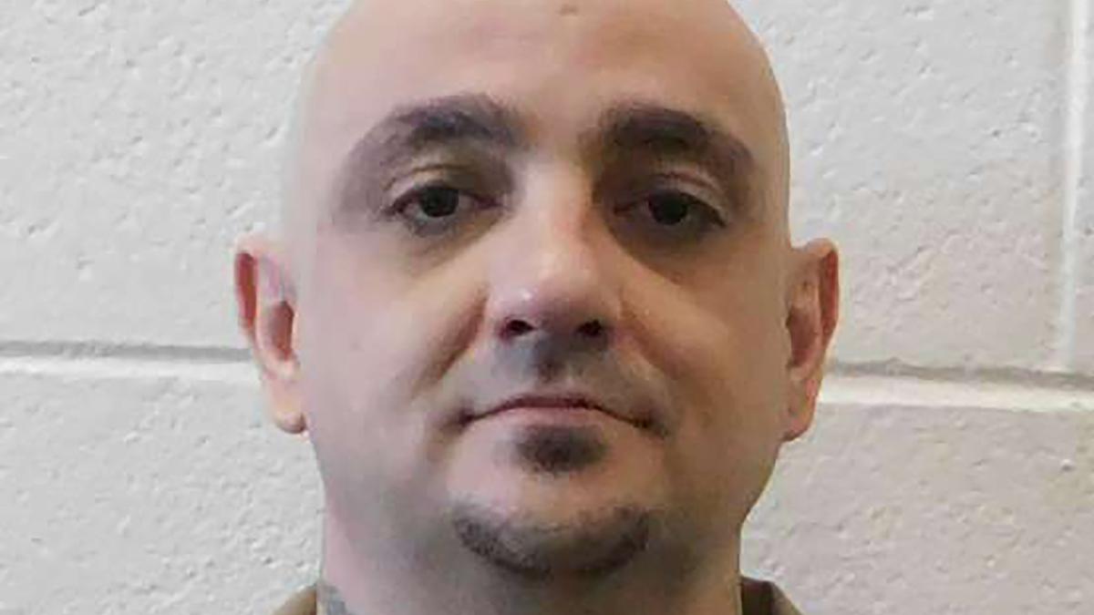 Alabama to execute Derrick Dearman for 2016 quintuple murder