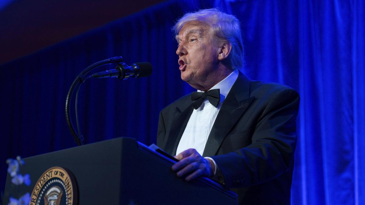 https://th-i.thgim.com/public/incoming/q1g5mk/article70076585.ece/alternates/LANDSCAPE_1200/Trump_79427.jpg