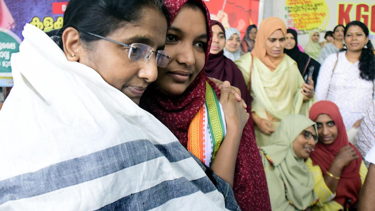 Congress accuses pro-Left women’s groups of ignoring Harshina’s protest