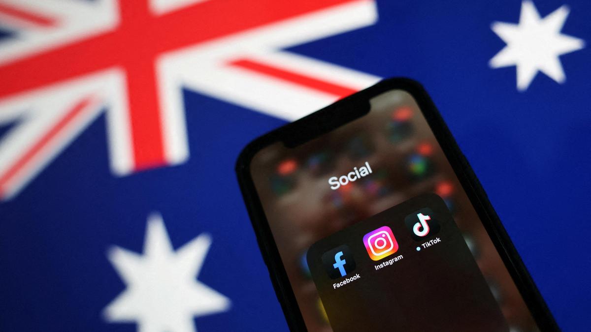 Australia investigates tech giants over social media ban compliance
