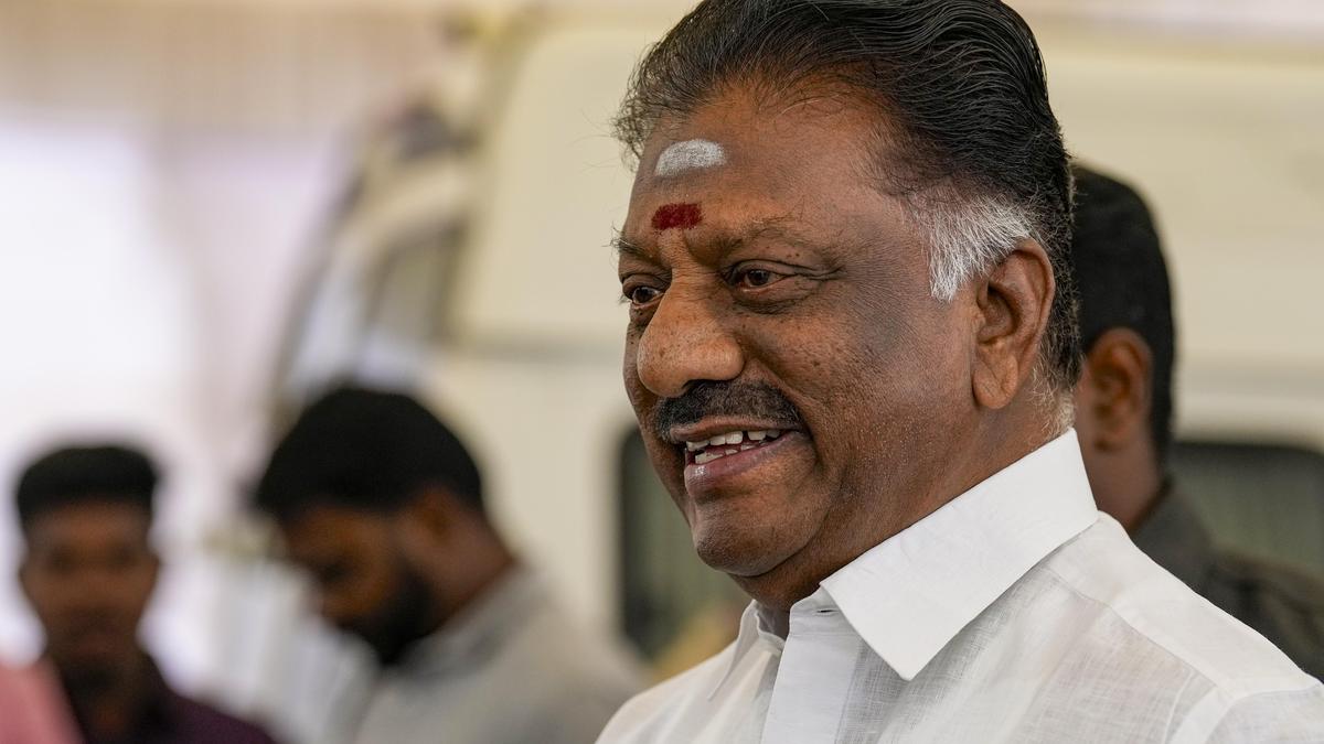 Panneerselvam meets Amit Shah amid talk of his return to the BJP’s fold