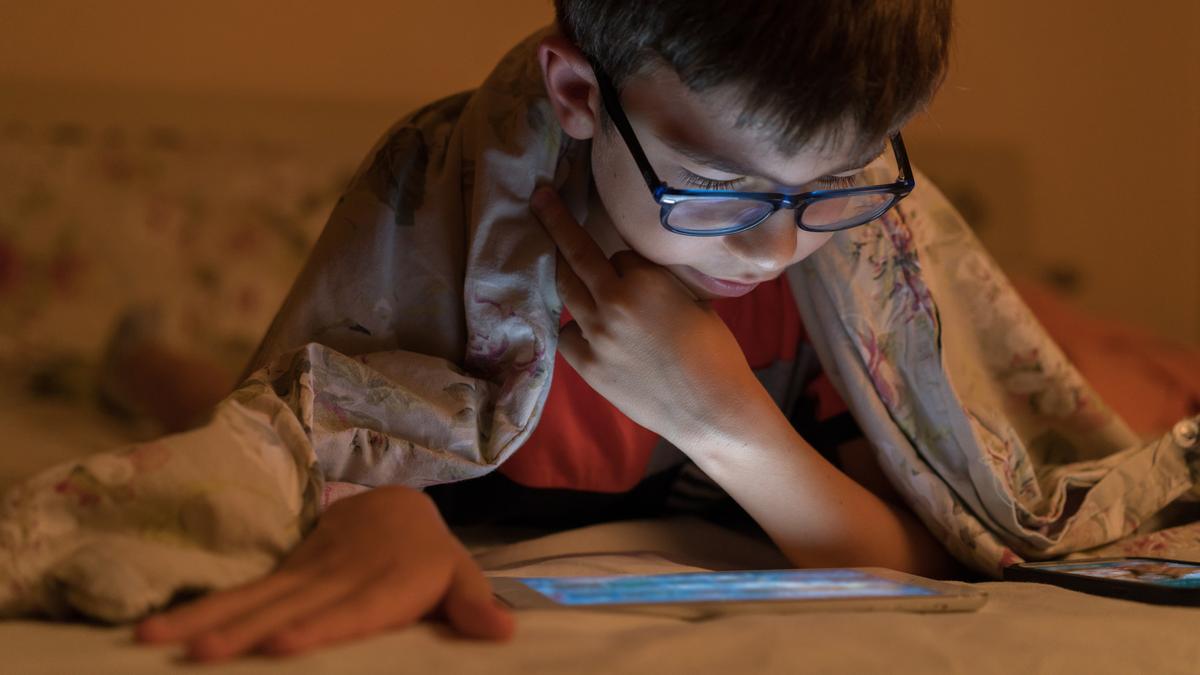 It’s almost impossible to keep teens off their phones in bed - but new research shows it really does affect their sleep