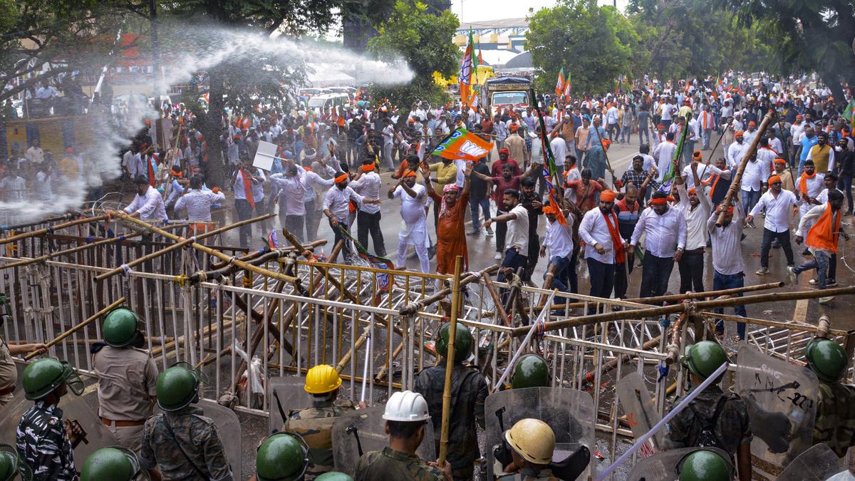 BJYM's rally: Workers break barricades; police use tear gas shells, water cannons