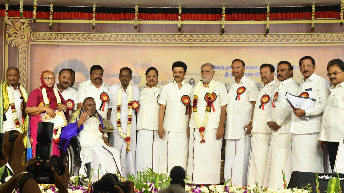 We should vow to ensure victory in all 40 Lok Sabha seats in T.N., Puducherry: CM