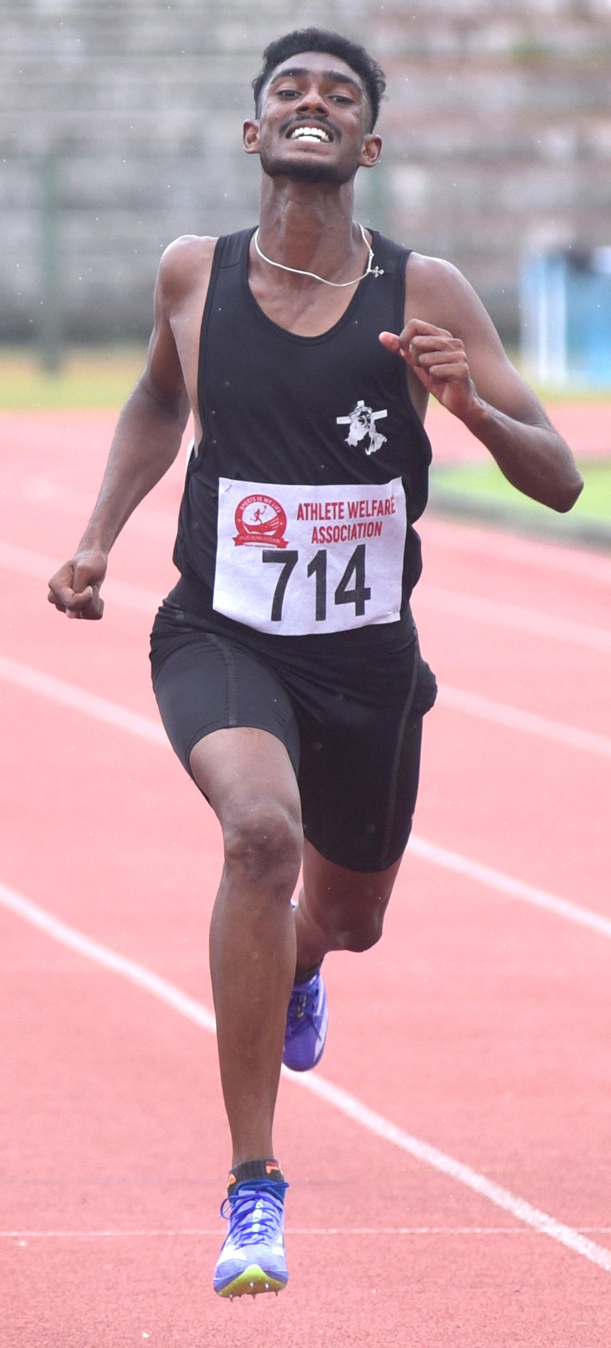Ashlin Alexander, who emerged as the fastest under-20 man, finished with a sprint double by taking the men’s 200m too. 